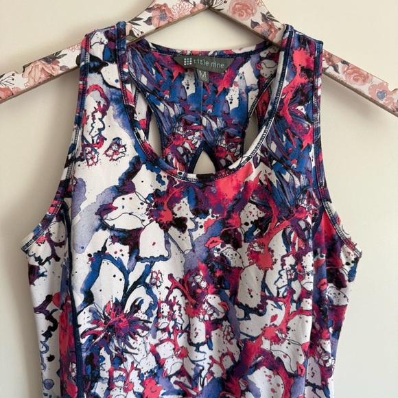TITLE NINE M Splatter Floral Print CutOut Back Athletic Dress Purple Pink Medium - Picture 2 of 10